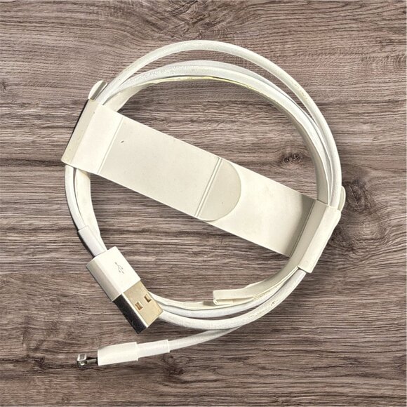 Genuine APPLE Lightning USB Cable for IPhone X, 12, 13, 14, PRO MAX gonetwice go - Picture 1 of 1